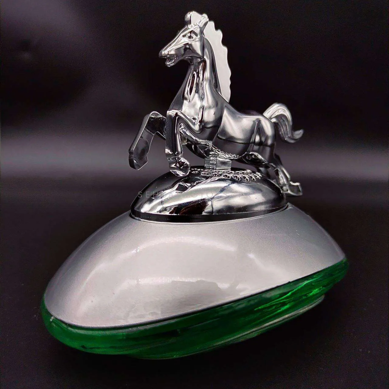 Horse Sculpture Dashboard Car Perfume Fragrance - Chrome